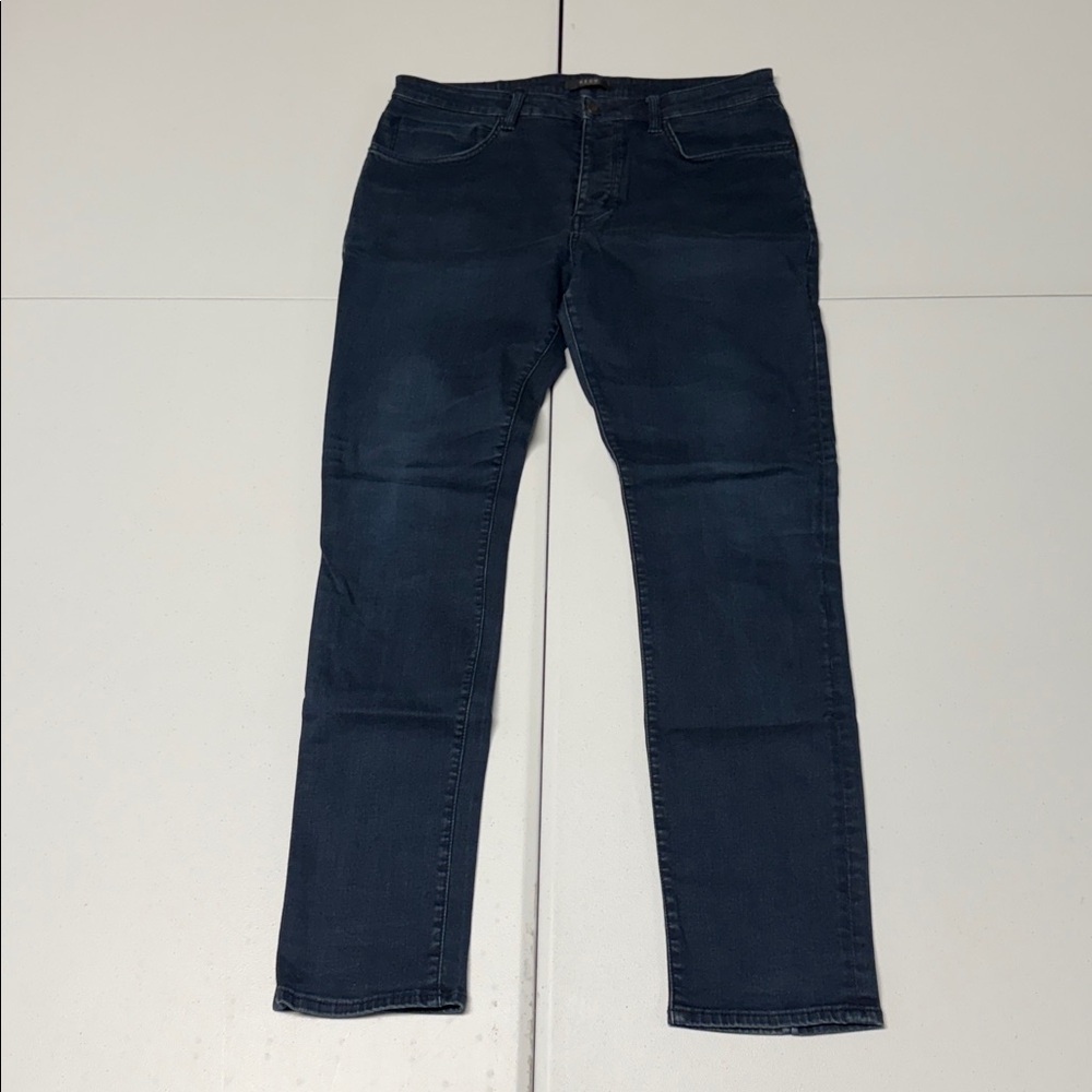 Neuw Ray Tapered Dark Blue Jeans